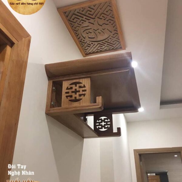 Ban Thờ Treo Tường Gỗ Hương T 11 với chất liệu gỗ hương cao cấp sẽ tạo cho quý khách hàng không gian thờ sang trọng