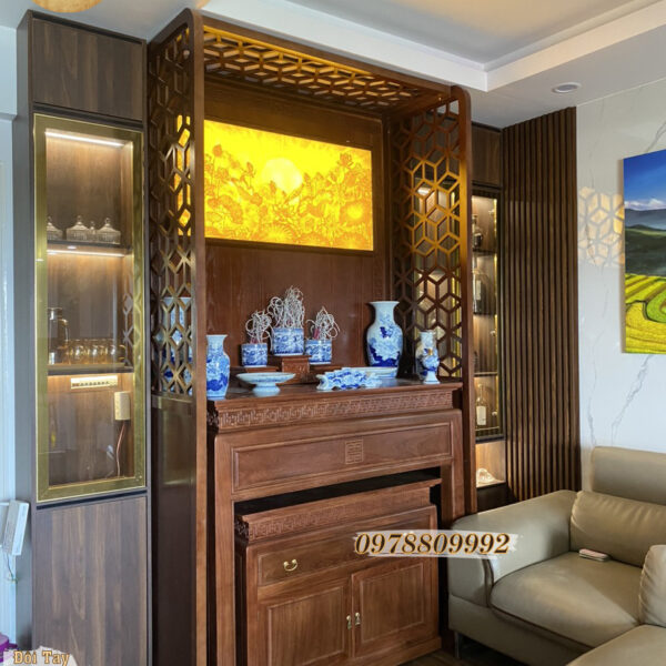 Vách ngăn Bàn Thờ Chung Cư 03 là hệ vách bao quanh ban thờ tạo yếu tố phong thuỷ lớn cho mỗi gia đình